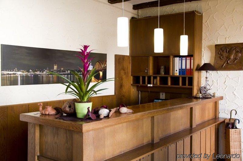 Hotel Koelner Hof Refrath ベルギッシュ・グラートバッハ インテリア 写真