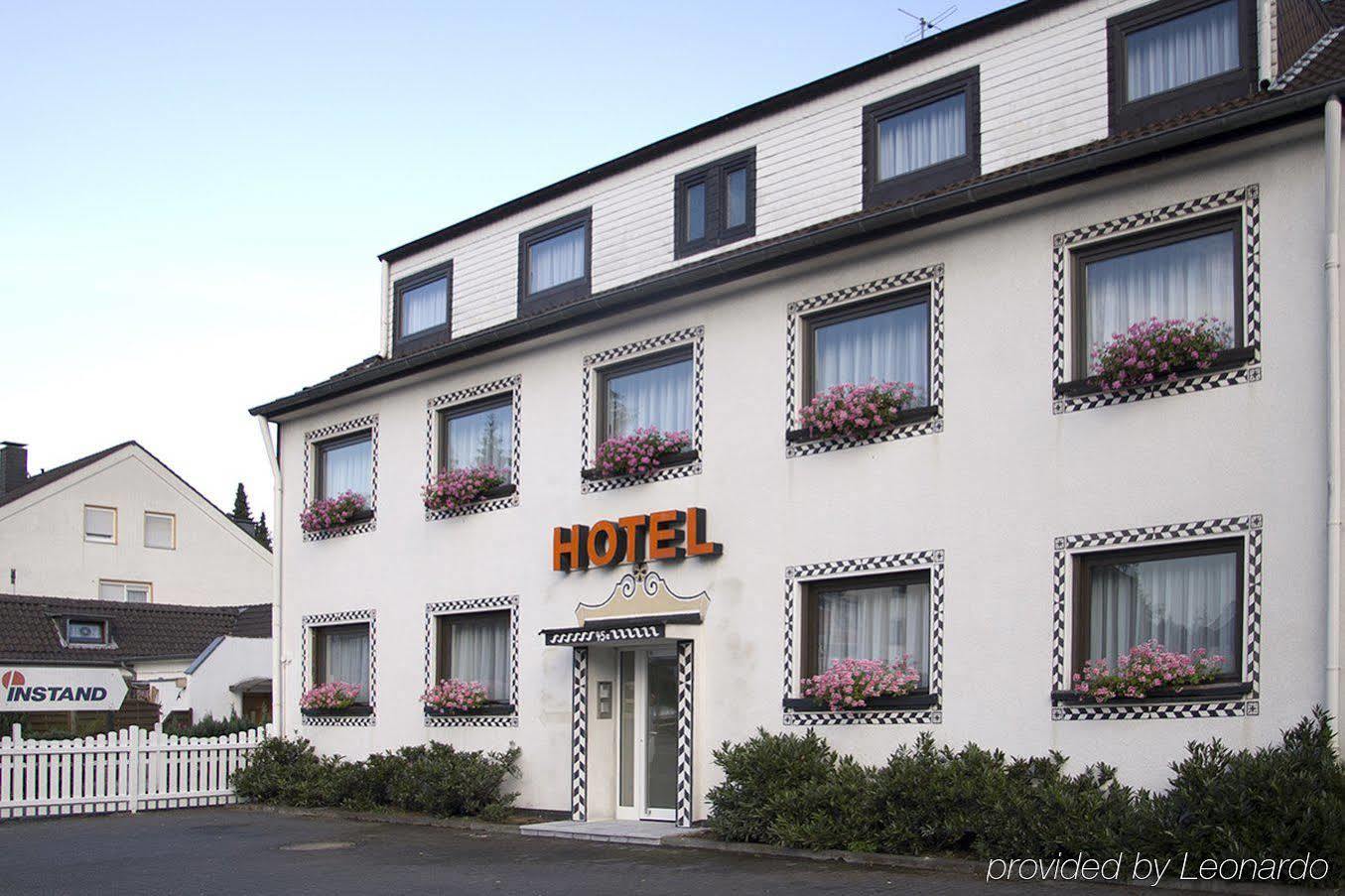 Hotel Koelner Hof Refrath ベルギッシュ・グラートバッハ エクステリア 写真