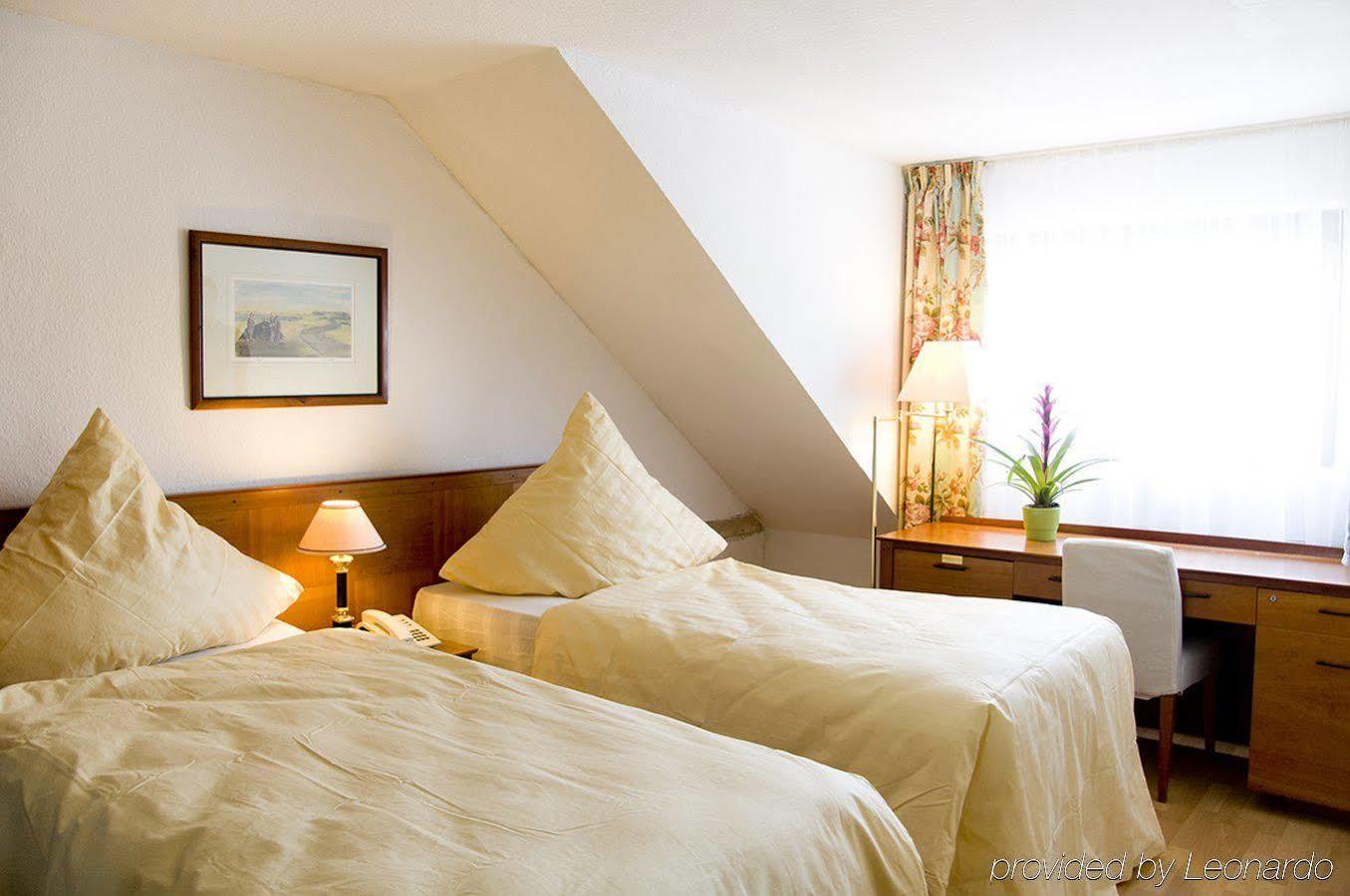 Hotel Koelner Hof Refrath ベルギッシュ・グラートバッハ 部屋 写真